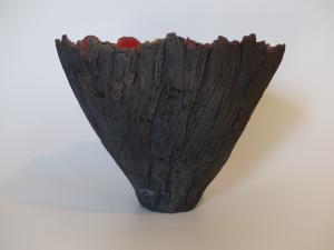  - Raku rouge texturé