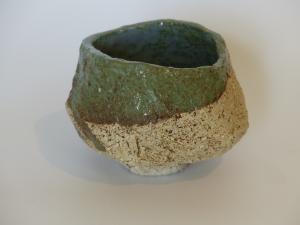  - Kurinuki en grès blanc et émail bleu vert